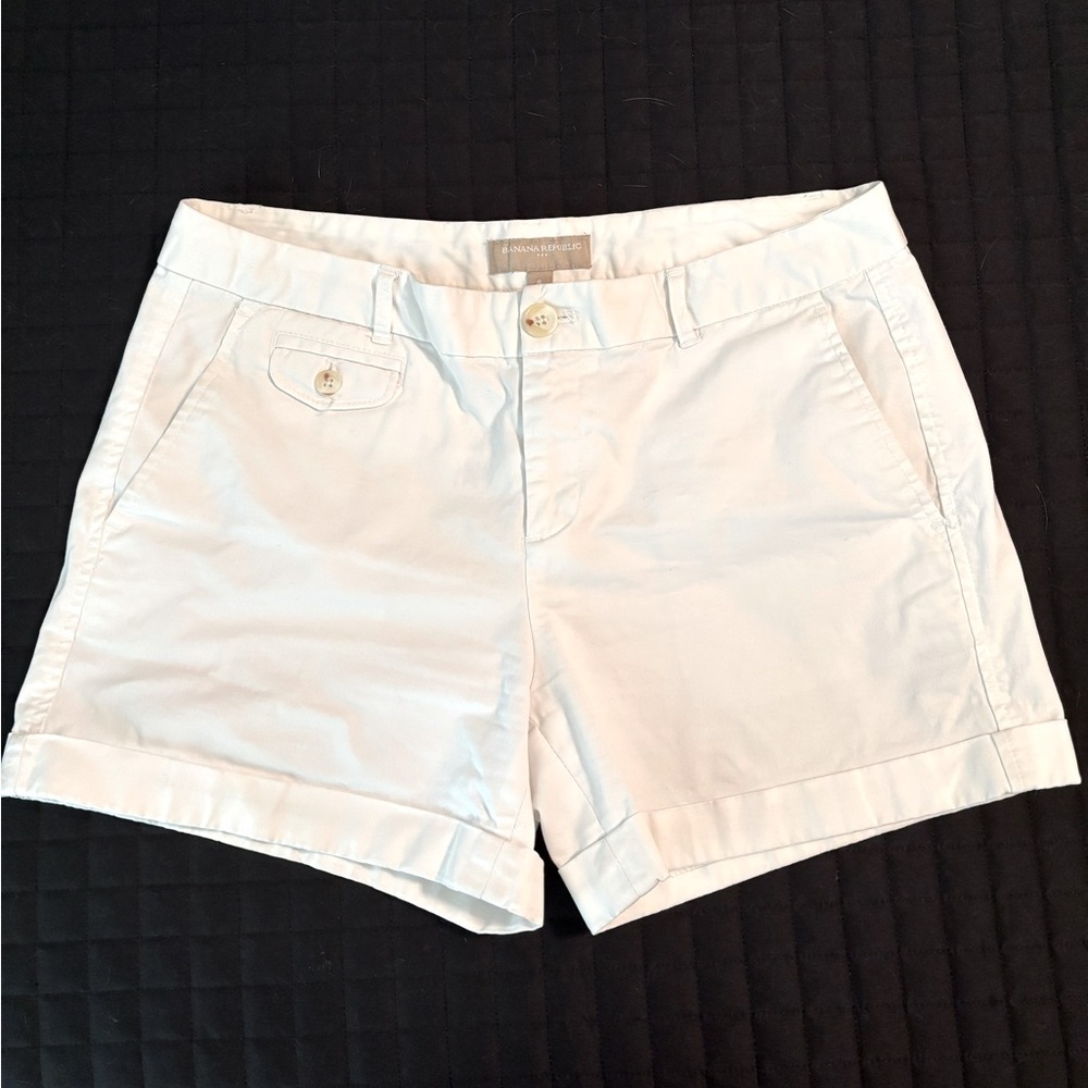Banana Republic White Bermuda Shorts Classic Style